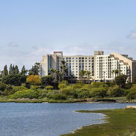 Newport Beach Marriott Bayview Exterior photo